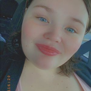 Meet your Posher, Sierra